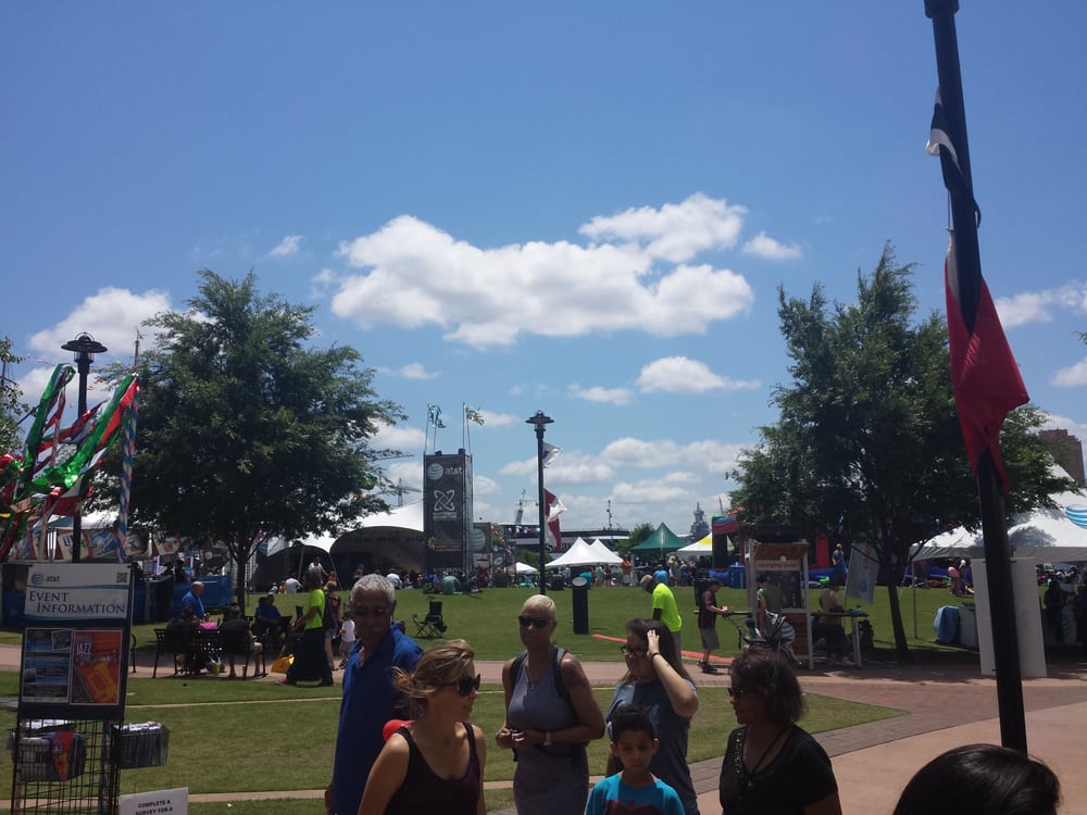 Norfolk, VA. Towm Point Park